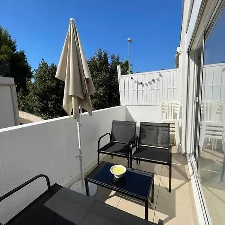 Superbe Studio En Avec Piscine דירה *